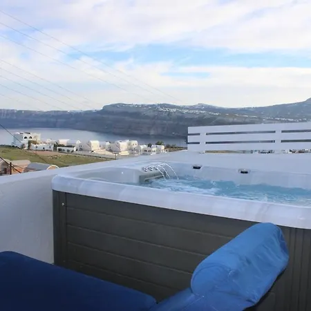 Mary Castelia With Jacuzzi * Akrotiri (Santorini)