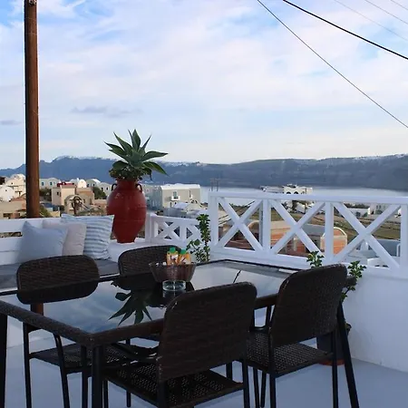 Mary Castelia With Jacuzzi Apartamento *