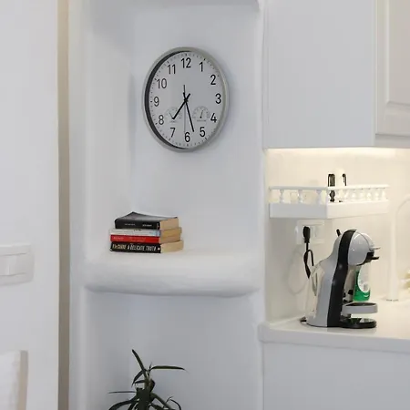 Mary Castelia With Jacuzzi Apartamento *